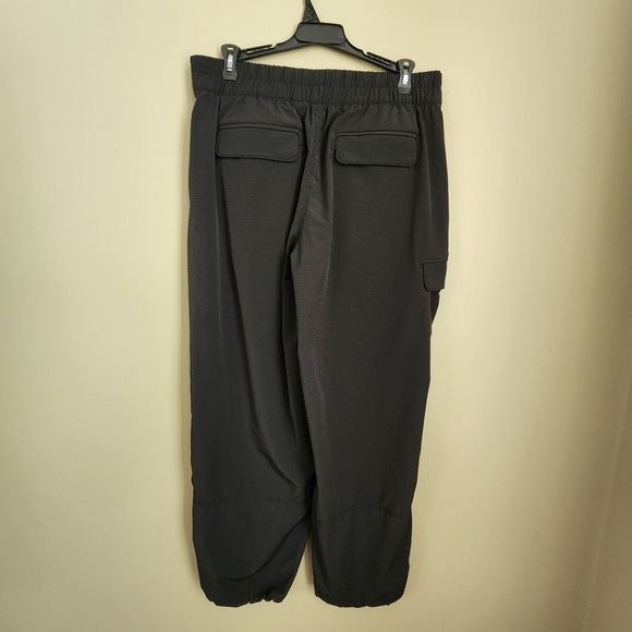 Athleta Black Cargo Jogger Pants Black  Elastic draw string Leg Cuffs Size S - Picture 2 of 9